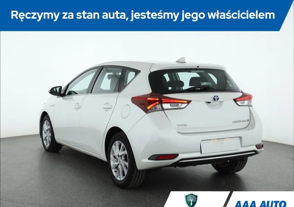 Toyota Auris cena 55000 przebieg: 105564, rok produkcji 2015 z Pułtusk małe 277